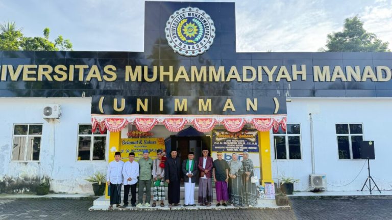UM Manado Sukses Gelar Sholat Idul Adha di Halaman Kampus